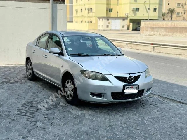مازدا  مازدا 3  2009  سيدان  اتوماتك  4  371,900  دفع أمامي  فضي  بنزين