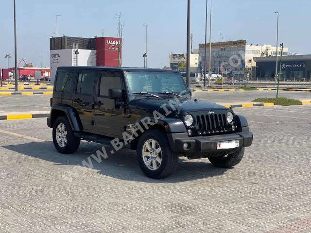 Jeep  Wrangler  Sahara  2015  SUV  Automatic  6  191,000  RWD  Black  Gasoline