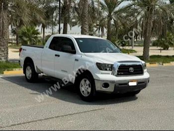 Toyota  Tundra  2008  Pick Up  Automatic  8  138,400  4WD  White  Gasoline