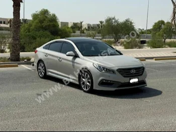 Hyundai  Sonata  2016  Sedan  Automatic  4  137,500  FWD  Beige  Gasoline