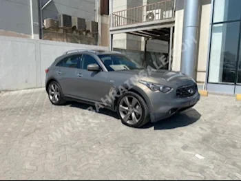 Infiniti  FX  50S  2009  SUV  Automatic  8  167,700  AWD  Green  Gasoline