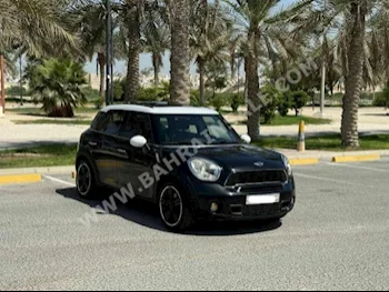 Mini  Cooper  S  2011  Hatchback  Automatic  4  104,500  RWD  Black  Gasoline