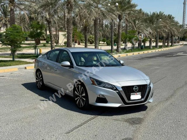 نيسان  ألتيما  2020  سيدان  اتوماتك  4  68,400  دفع أمامي  فضي  بنزين