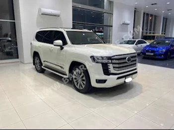 Toyota  Land Cruiser  GXR  2024  SUV  Automatic  6  33,900  AWD  White  Gasoline