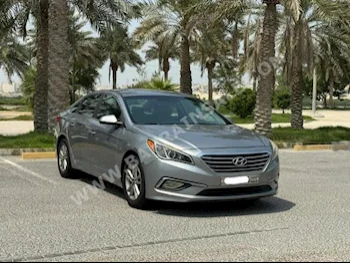 Hyundai  Sonata  2016  Sedan  Automatic  4  181,800  FWD  Silver  Gasoline