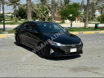 Hyundai  Elantra  2020  Sedan  Automatic  4  93,900  FWD  Black  Gasoline
