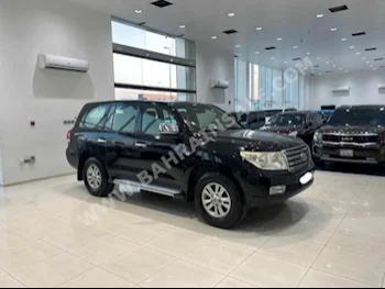 Toyota  Land Cruiser  GXR  2010  SUV  Automatic  8  237,000  AWD  Black  Gasoline