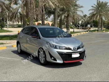 تويوتا  ياريس  2019  هاتشباك  اتوماتك  4  71,900  دفع أمامي  رمادي  بنزين