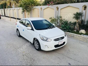 هيونداي  اكسنت  1.6  2015  سيدان  اتوماتك  2  49,000  دفع أمامي  أبيض  بنزين