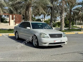 لكزس  ال اس  430  2001  سيدان  اتوماتك  8  236,100  دفع خلفي  بيج  بنزين