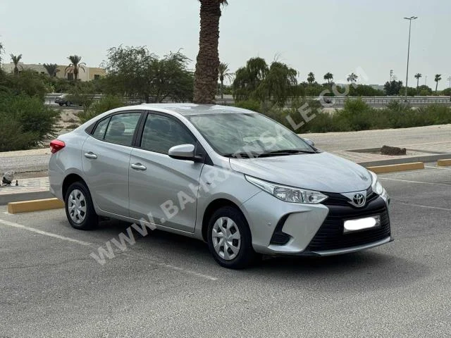 Toyota  Yaris  2021  Sedan  Automatic  4  102,300  FWD  Silver  Gasoline
