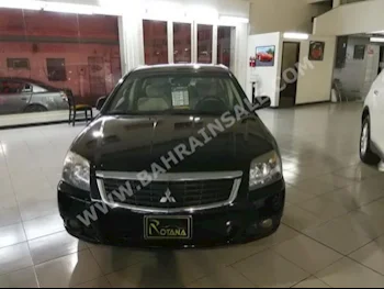 Mitsubishi  Grandis  2009  Sedan  Automatic  6  93,000  FWD  Black  Gasoline