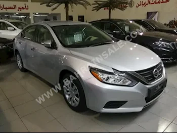 Nissan  Altima  2.5 S  2017  Sedan  Automatic  4  0  FWD  Silver  Gasoline