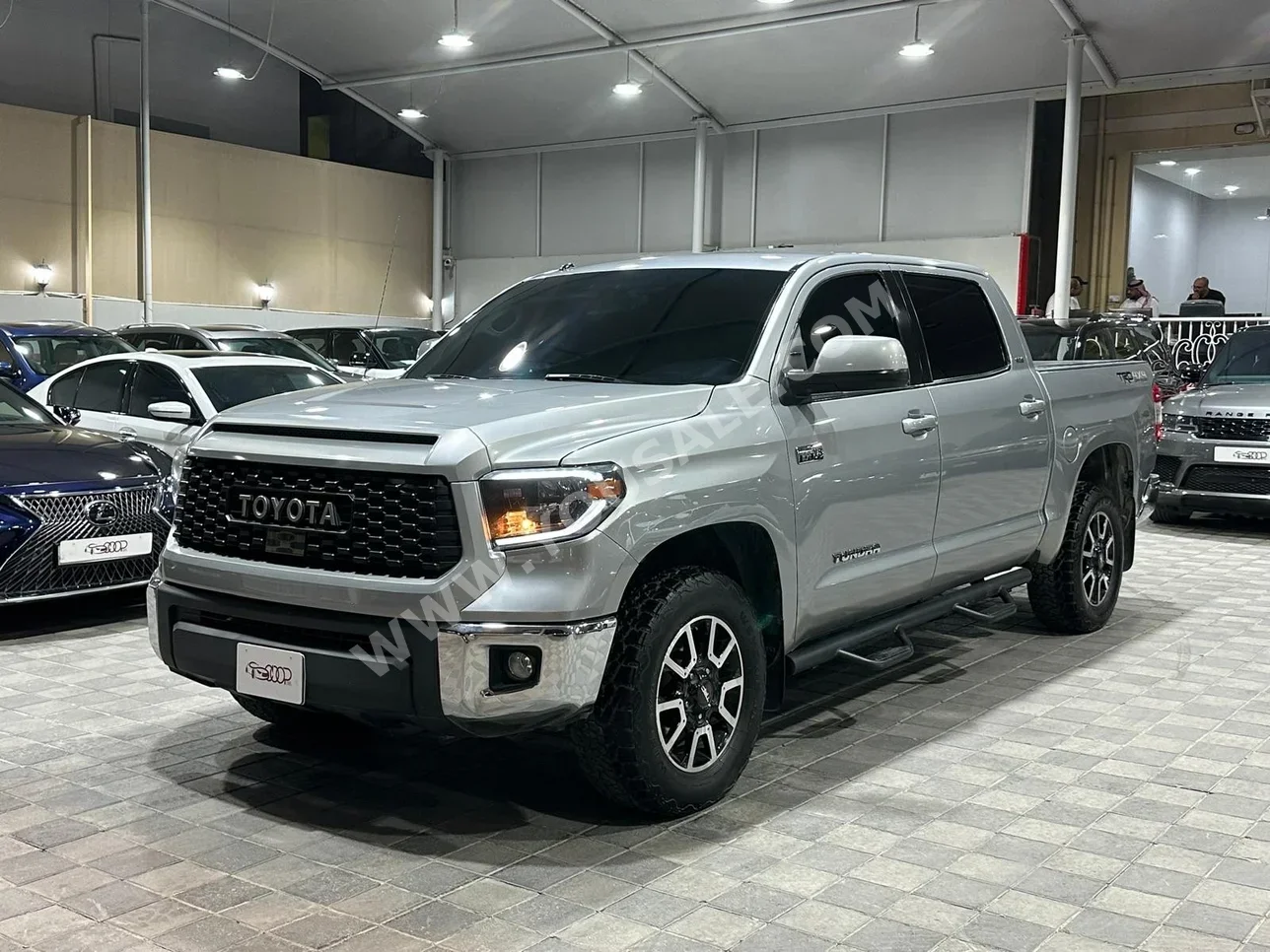 Toyota Tundra 5.7 4×4