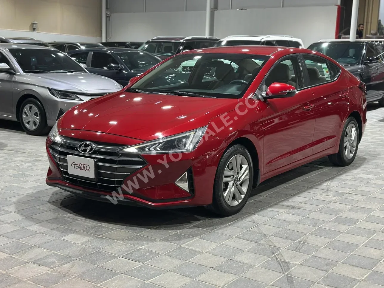 Hyundai  Elantra  2020  Automatic  145,000 KM  4 Cylinder  Sedan  Red