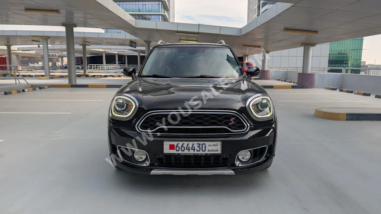 ميني  كوبر  كاونتري مان اس  2019  اتوماتك  112,000 كم  4 سلندر  سيدان  أسود