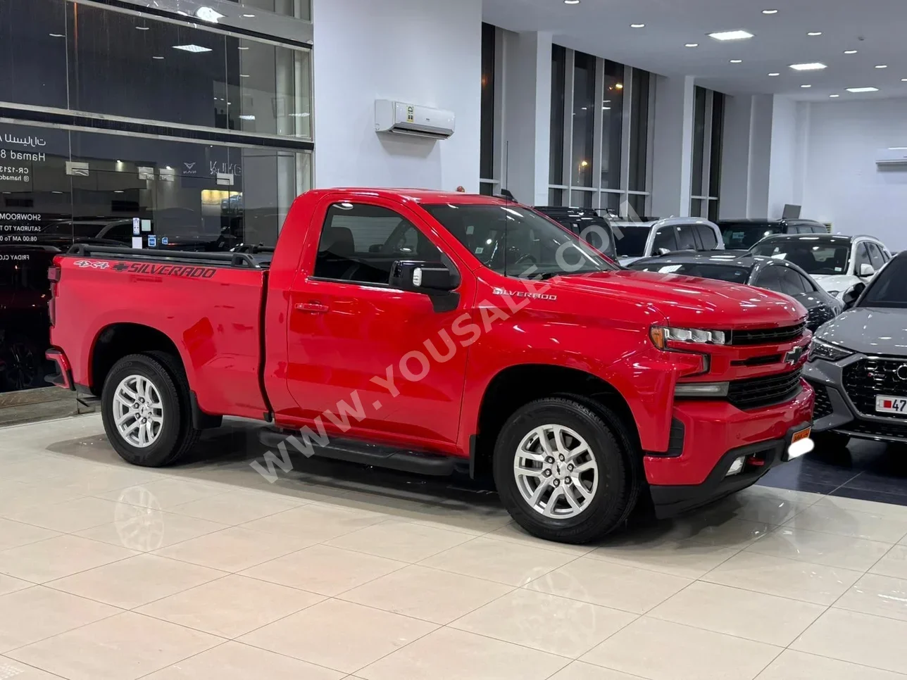 Chevrolet  Silverado  RST  2020  Automatic  113,650 KM  8 Cylinder  Pick Up  Red