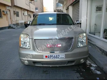 GMC  Yukon  SLT  2007  SUV  Automatic  8  106,000  4WD  Gold  Gasoline