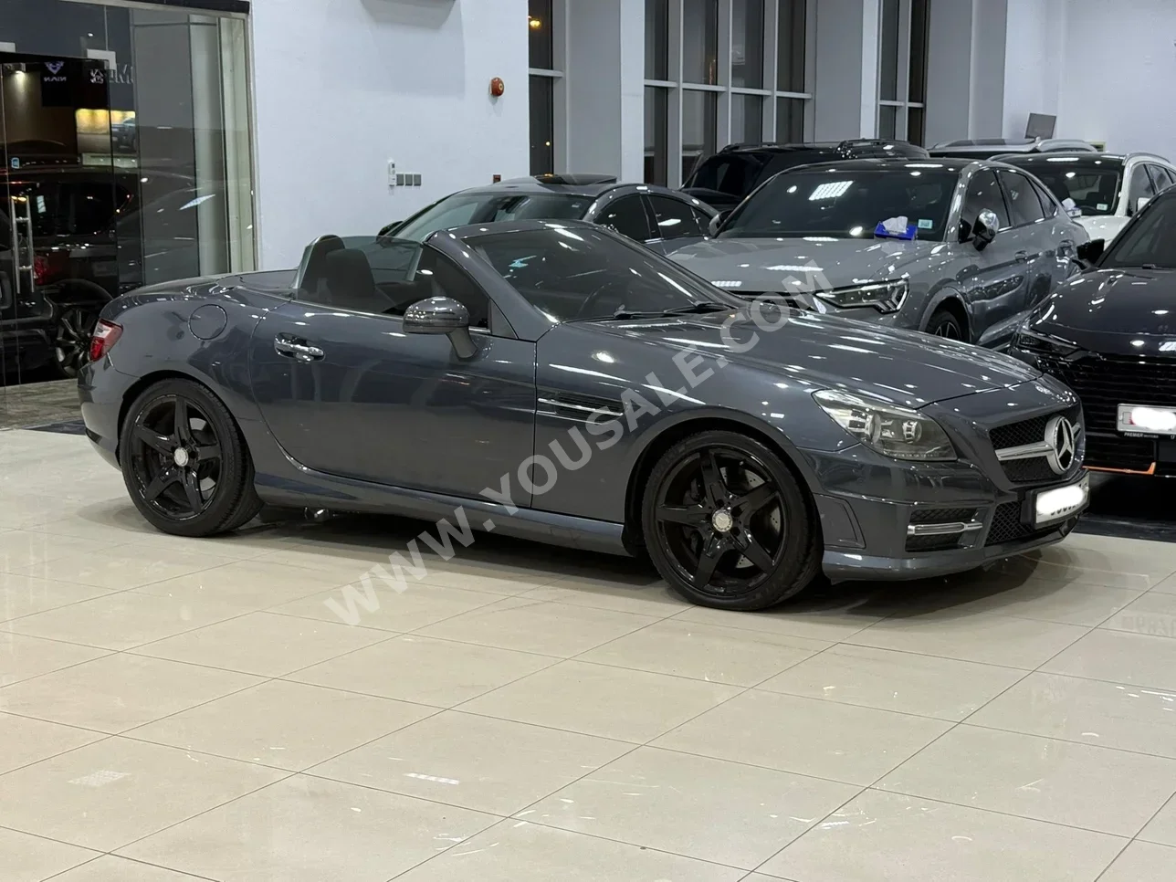 Mercedes-Benz  SLK-Class  200  2014  Automatic  199,300 KM  4 Cylinder  Convertible  Gray