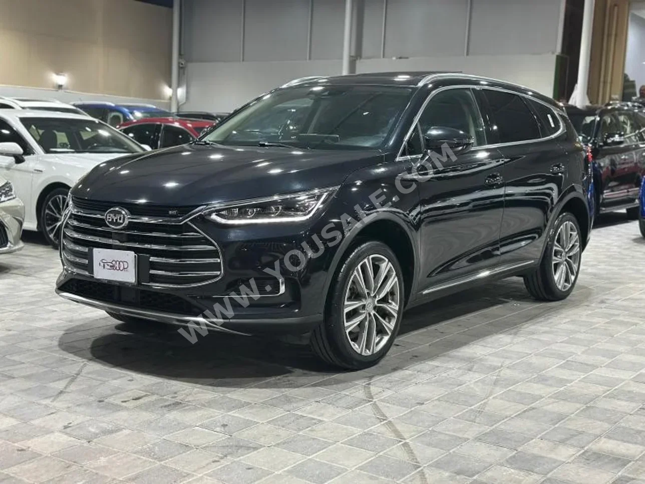 بي واي دي  تانج  2021  اتوماتك  80,000 كم  4 سلندر  اس يو في  أسود
