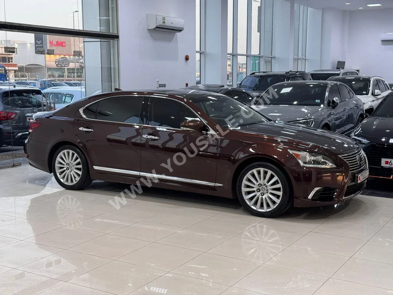 Lexus  LS  460  2017  Automatic  72,500 KM  8 Cylinder  Sedan  Brown