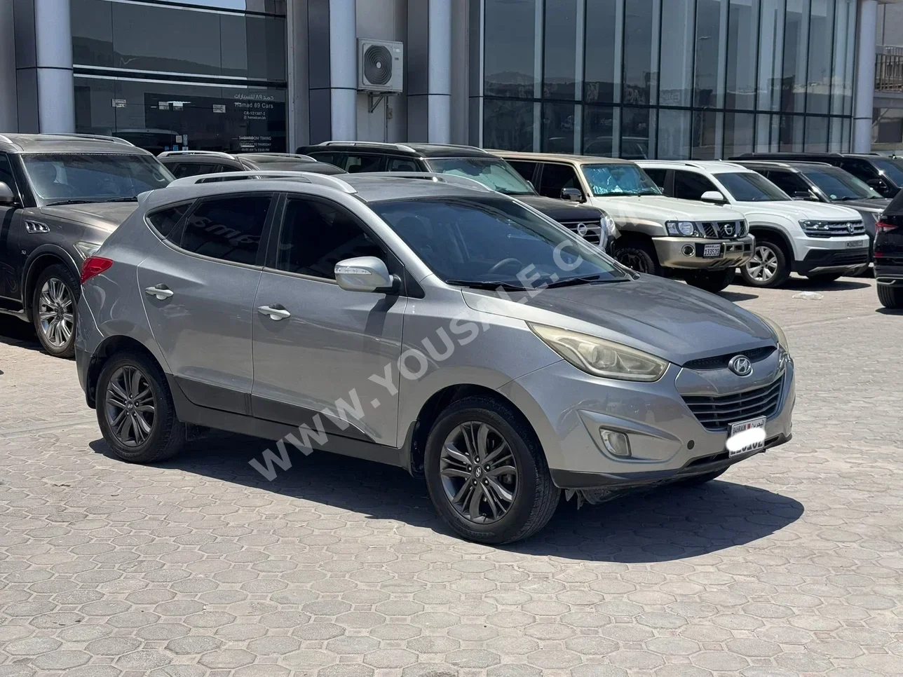 Hyundai  Tucson  2015  Automatic  221,200 KM  4 Cylinder  SUV  Gray