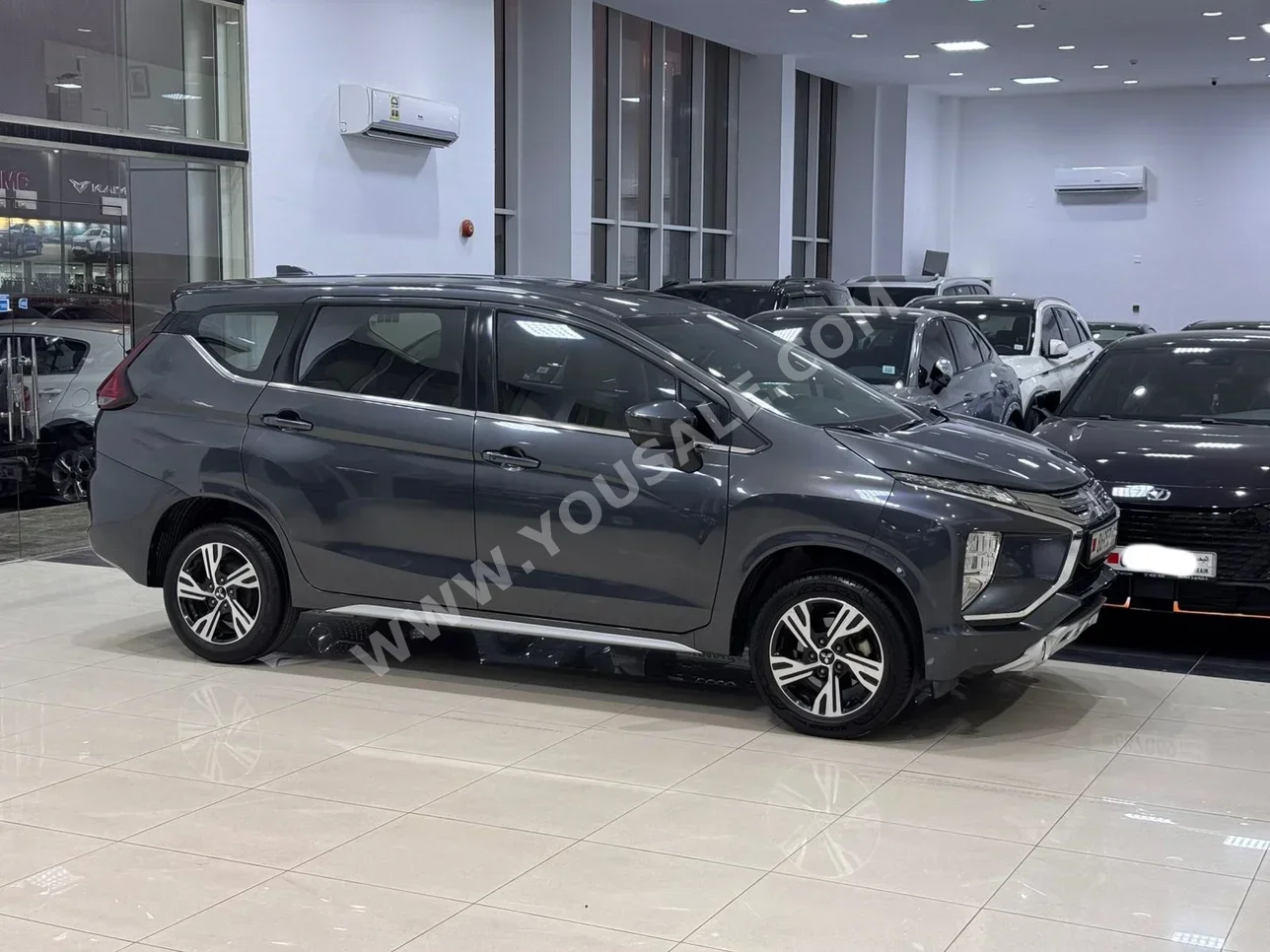 Mitsubishi  Xpander  2022  Automatic  82,350 KM  4 Cylinder  SUV  Gray