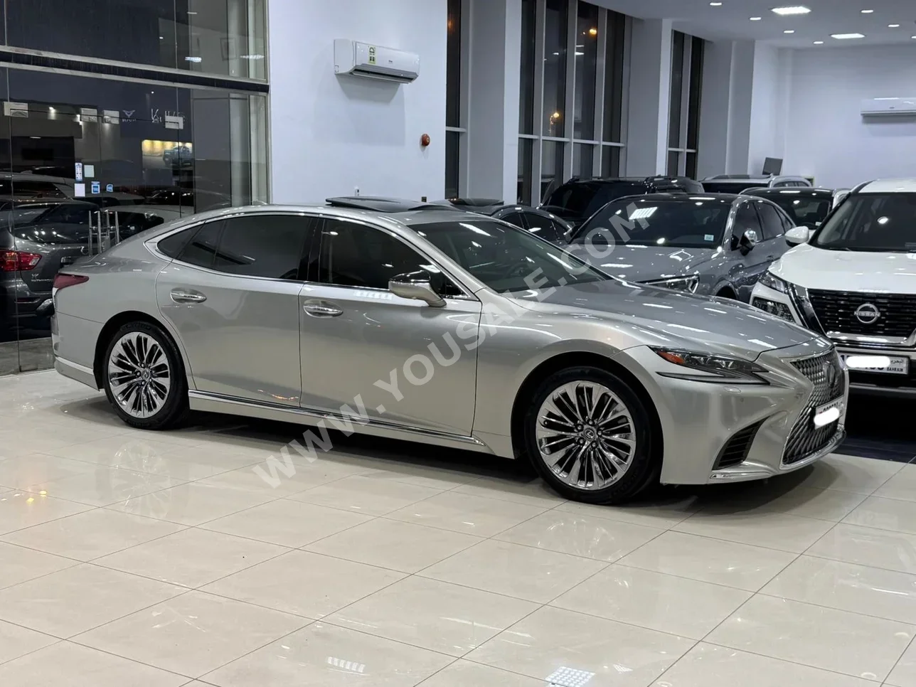 لكزس  ال اس  470  2019  اتوماتك  94,000 كم  6 سلندر  سيدان  فضي