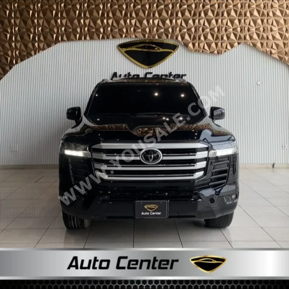 Toyota  Land Cruiser  GXR  2022  Automatic  66,000 KM  6 Cylinder  SUV  Black  With Warranty