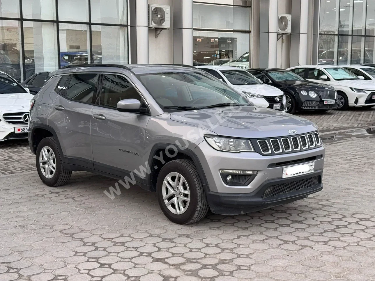 Jeep  Compass  2018  Automatic  103,100 KM  4 Cylinder  SUV  Silver