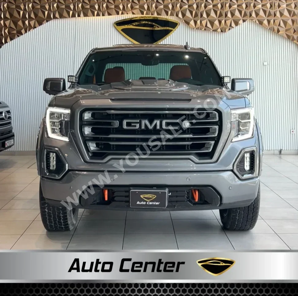 GMC  Sierra  Denali  2021  Automatic  67,000 KM  8 Cylinder  Pick Up  Gray