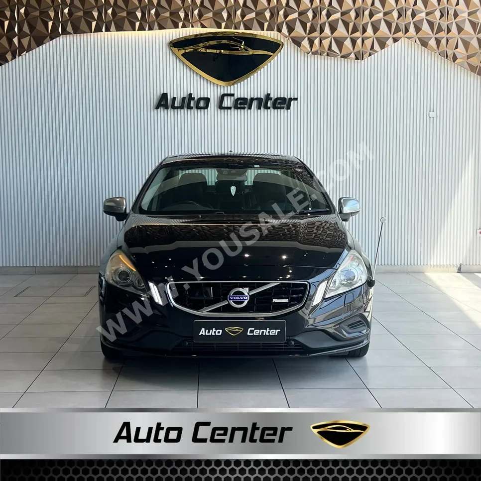 Volvo  S  60  2014  Automatic  70,000 KM  6 Cylinder  Sedan  Dark Blue