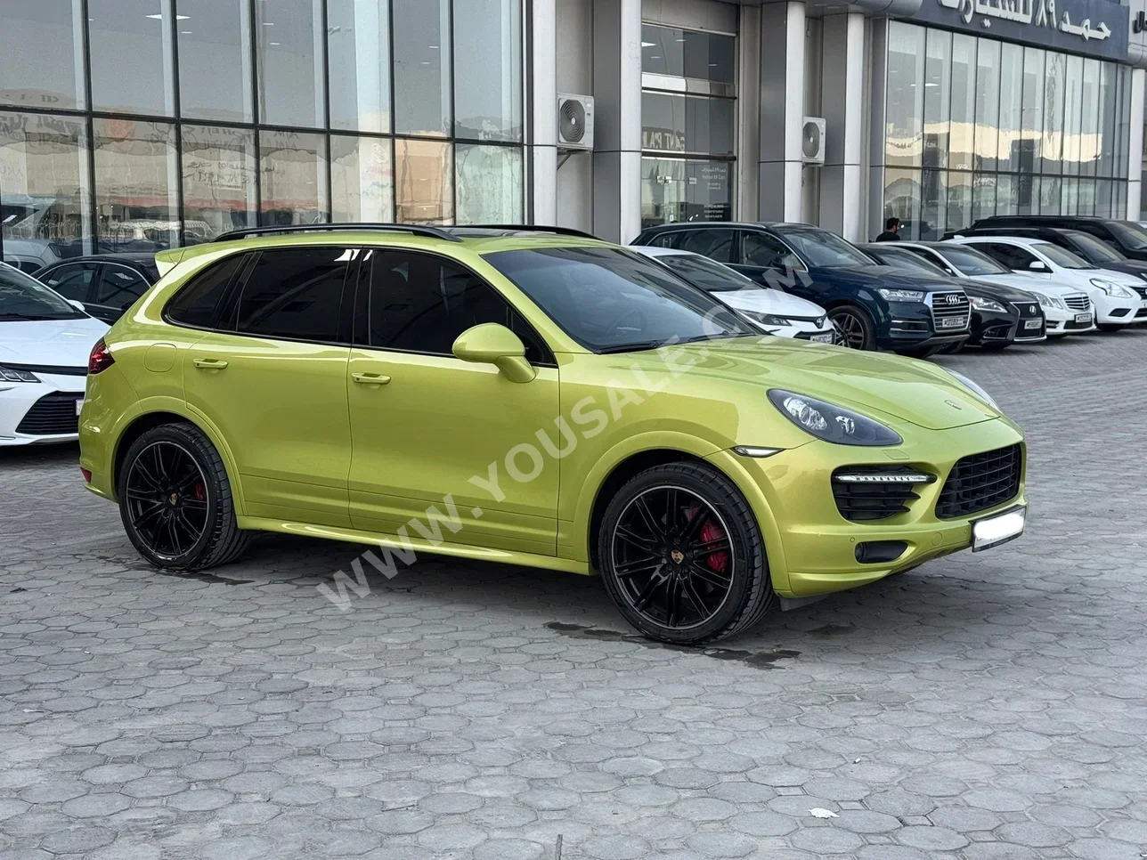 Porsche  Cayenne  GTS  2013  Automatic  132,150 KM  8 Cylinder  SUV  Green
