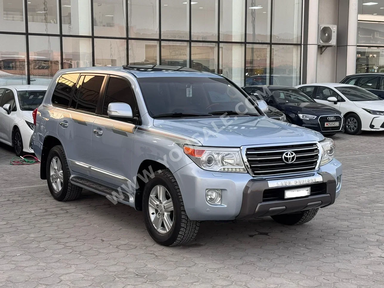 Toyota  Land Cruiser  GXR  2013  Automatic  150,250 KM  8 Cylinder  SUV  Blue
