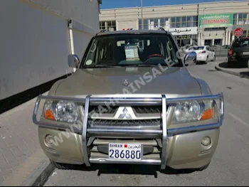 Mitsubishi  Pajero  3.5  2005  SUV  Automatic  6  154,000  FWD  Gold  Gasoline