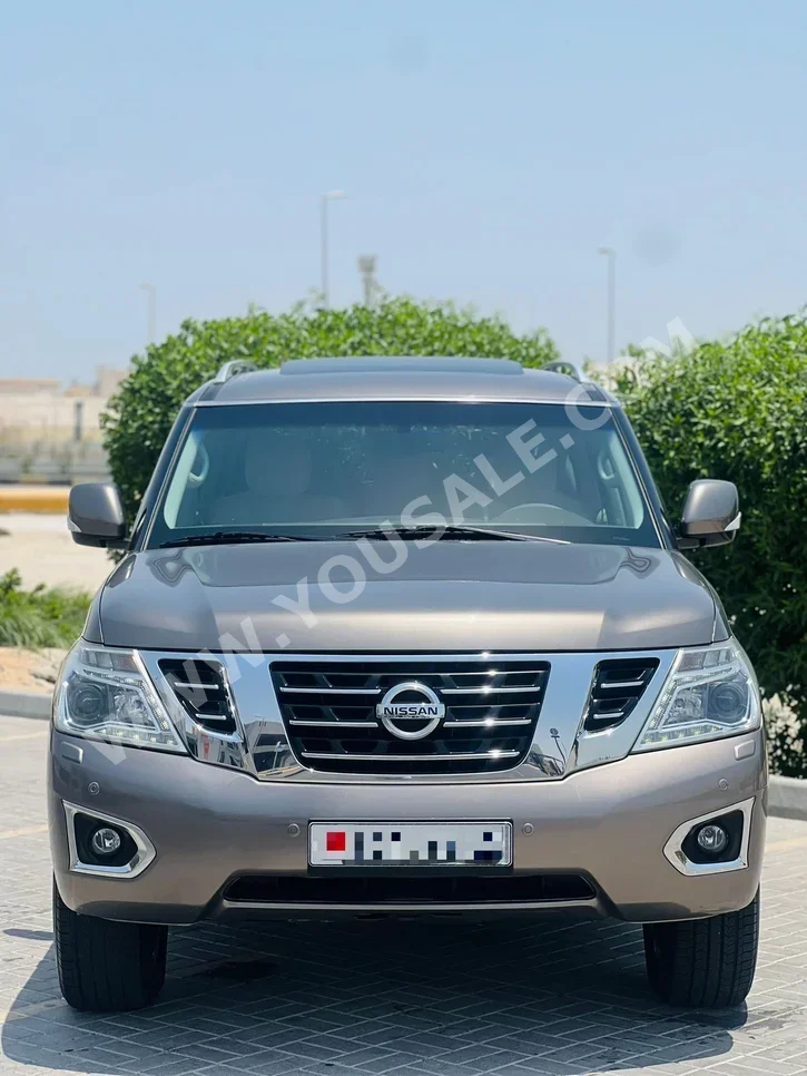 Nissan  Patrol  SE  2015  Automatic  245,000 KM  8 Cylinder  SUV  Gray