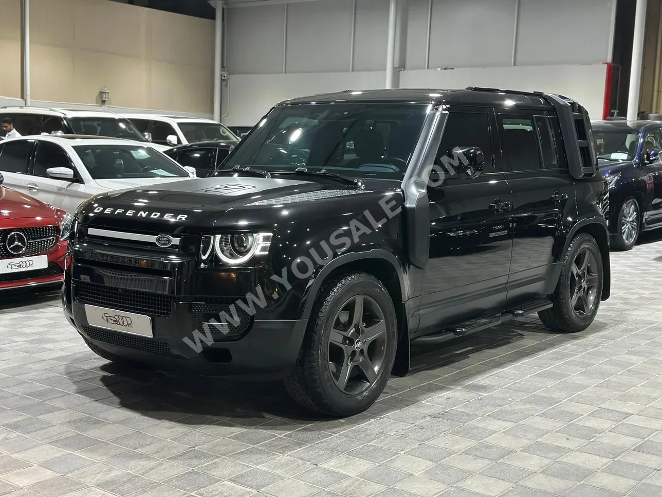 Land Rover  Defender  2020  Automatic  69,000 KM  4 Cylinder  SUV  Black  With Warranty
