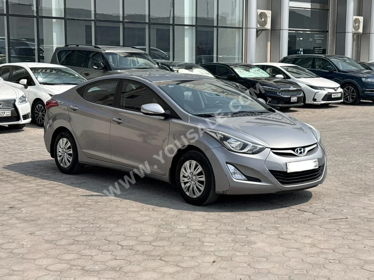Hyundai  Elantra  2015  Automatic  141,700 KM  4 Cylinder  Sedan  Gray