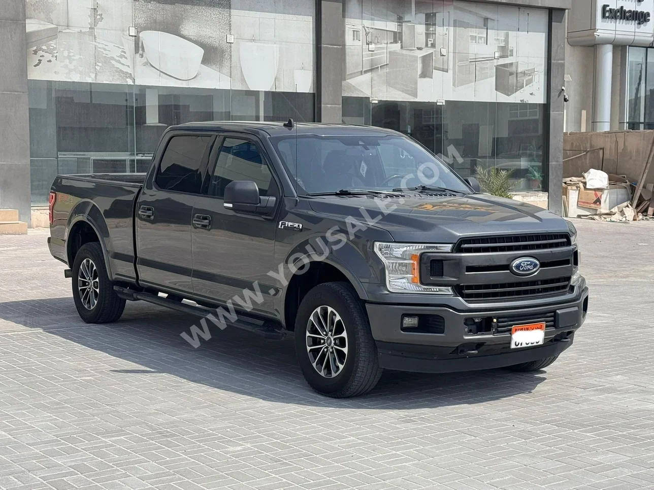 فورد  أف  150  2019  اتوماتك  85,400 كم  8 سلندر  بيكب  رمادي