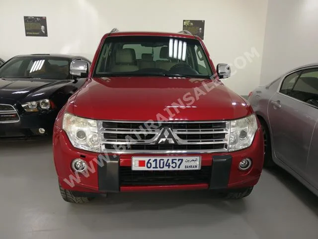 Mitsubishi  Pajero  3.5  2011  SUV  Automatic  6  71,000  4WD  Red  Gasoline