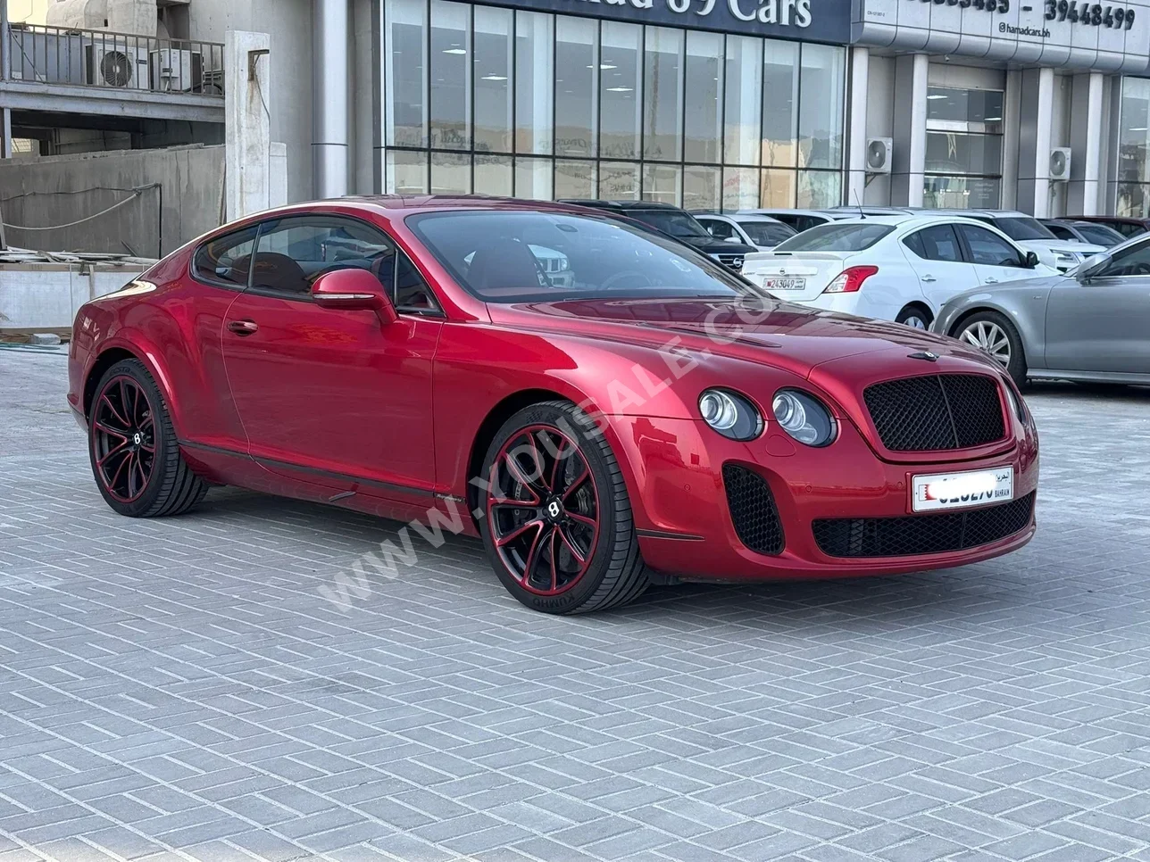 بنتلي  كونتيننتل  2011  اتوماتك  118,650 كم  12 سلندر  سيدان  أحمر