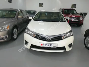 Toyota  Corolla  XLI  2015  Sedan  Automatic  4  54,000  FWD  White  Gasoline