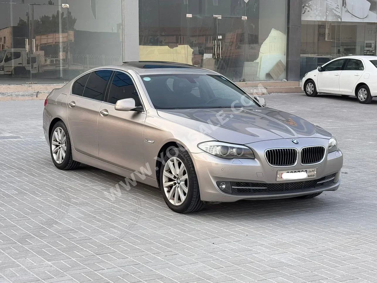 BMW 5-Series 530i 2013 Automatic 296,850 KM 6 Cylinder Sedan Silver