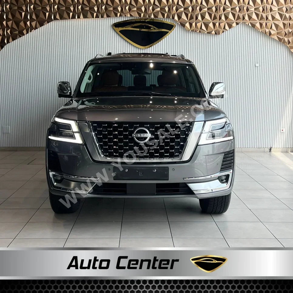 Nissan  Patrol  Platinum  2022  Automatic  60,000 KM  6 Cylinder  SUV  Gray