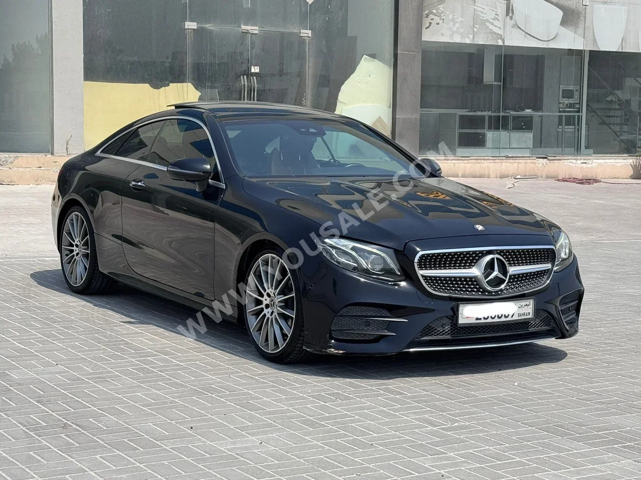 Mercedes-Benz E-Class 200 2017 Automatic 104,700 KM 4 Cylinder Sedan Black