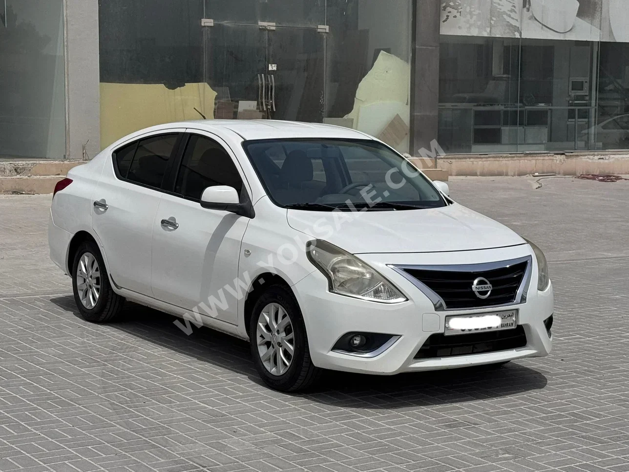نيسان  صني  2016  اتوماتك  203,600 كم  4 سلندر  سيدان  أبيض