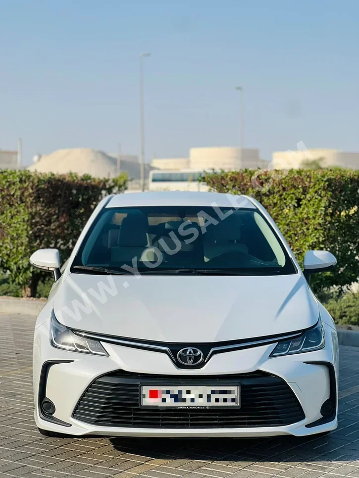 Toyota Corolla XLI 2023 Automatic 60,000 KM 4 Cylinder Sedan White With Warranty