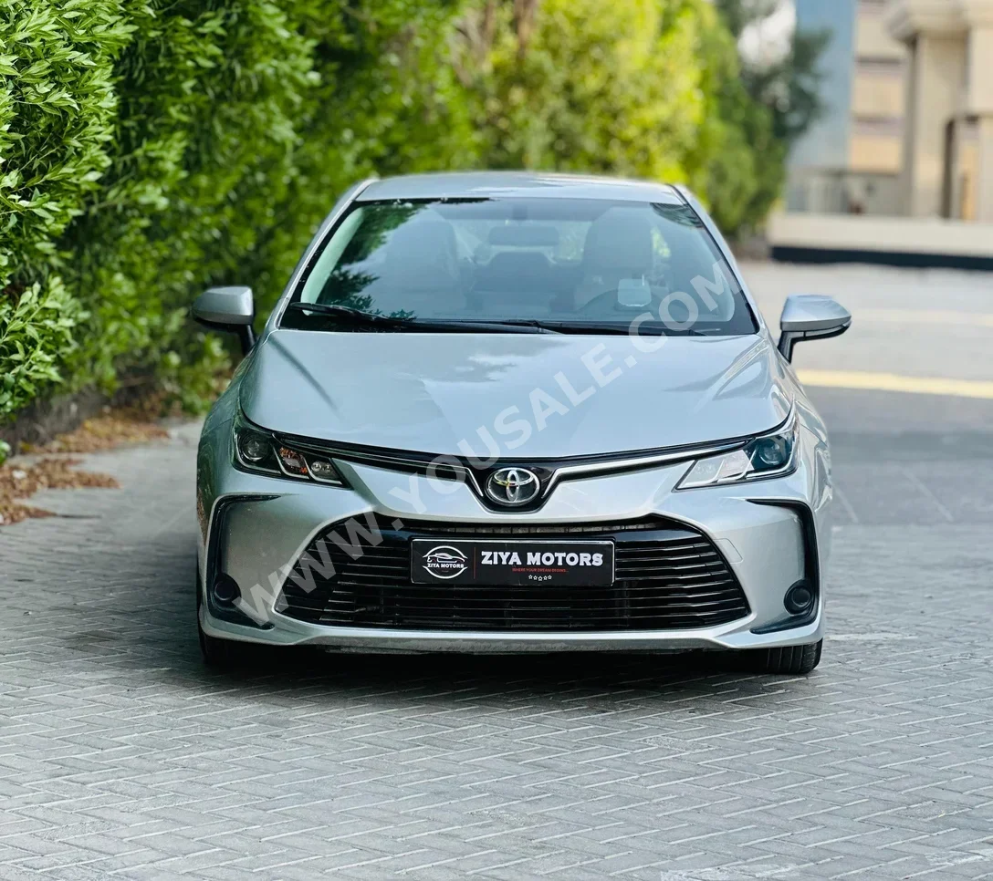 Toyota Corolla 2020 Automatic 28,000 KM 4 Cylinder Sedan Silver