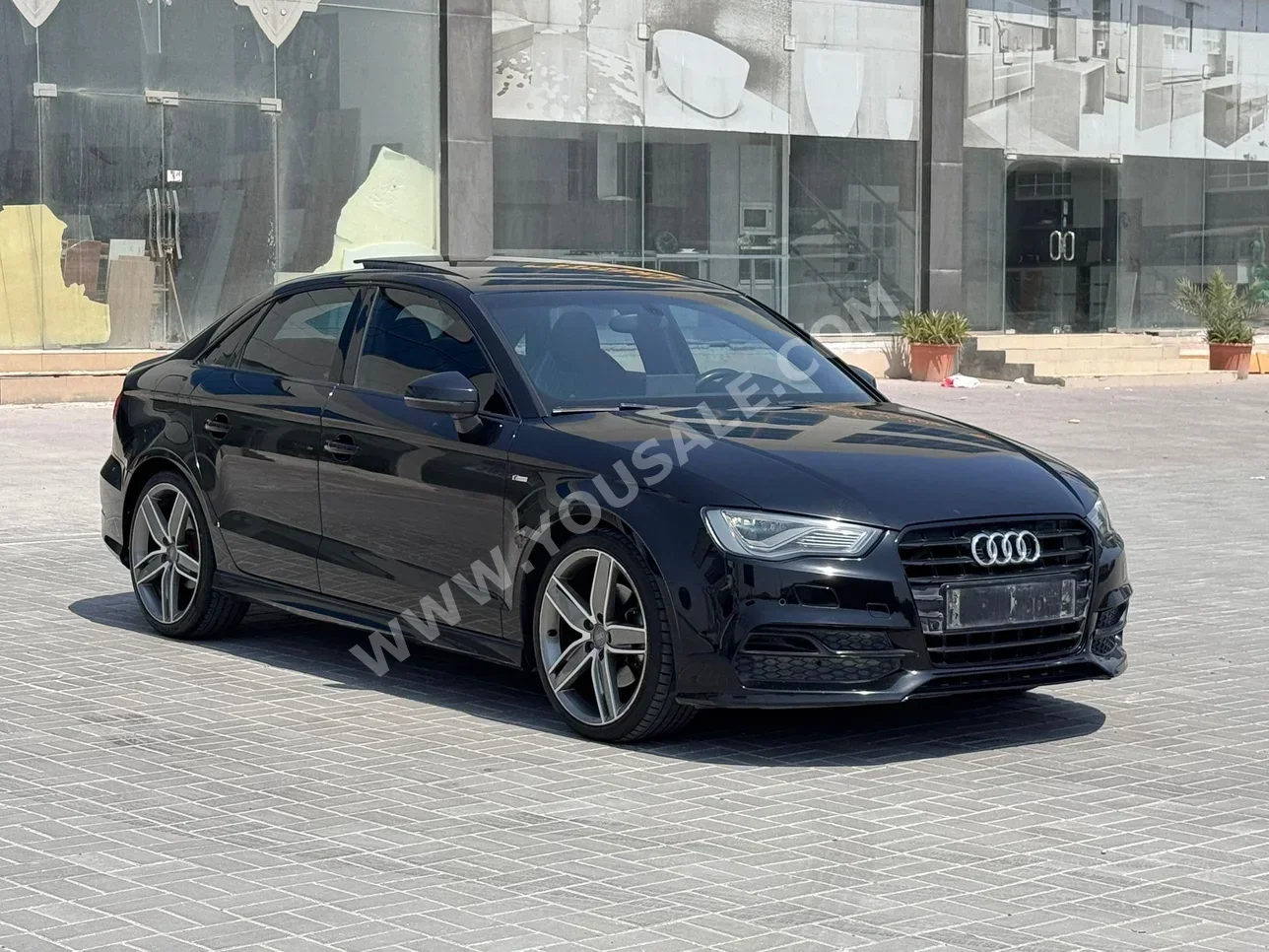 اودي  أي 3  1.8T  2015  اتوماتك  131,250 كم  4 سلندر  سيدان  أسود