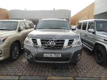 Nissan  Patrol  Platinum  2015  SUV  Automatic  8  97,000  4WD  Gray  Gasoline